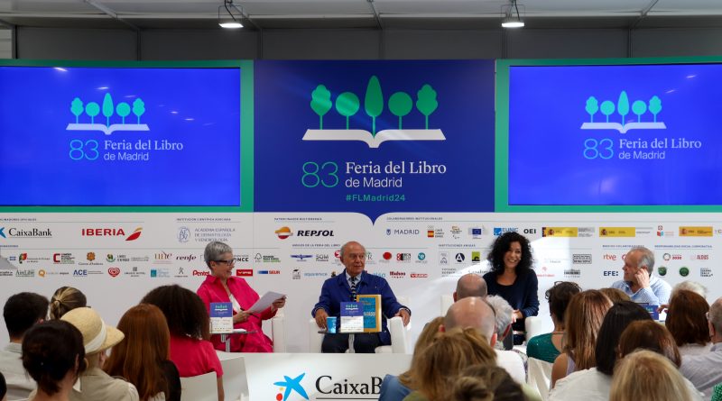 Literatura y deporte se funden en una mesa redonda con Pierre Assouline, Leila Guerriero y Miguel Pardeza en la inauguración de la Feria del Libro de Madrid